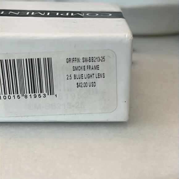 DIFF Grififn readers 2.50 strength main image 7
